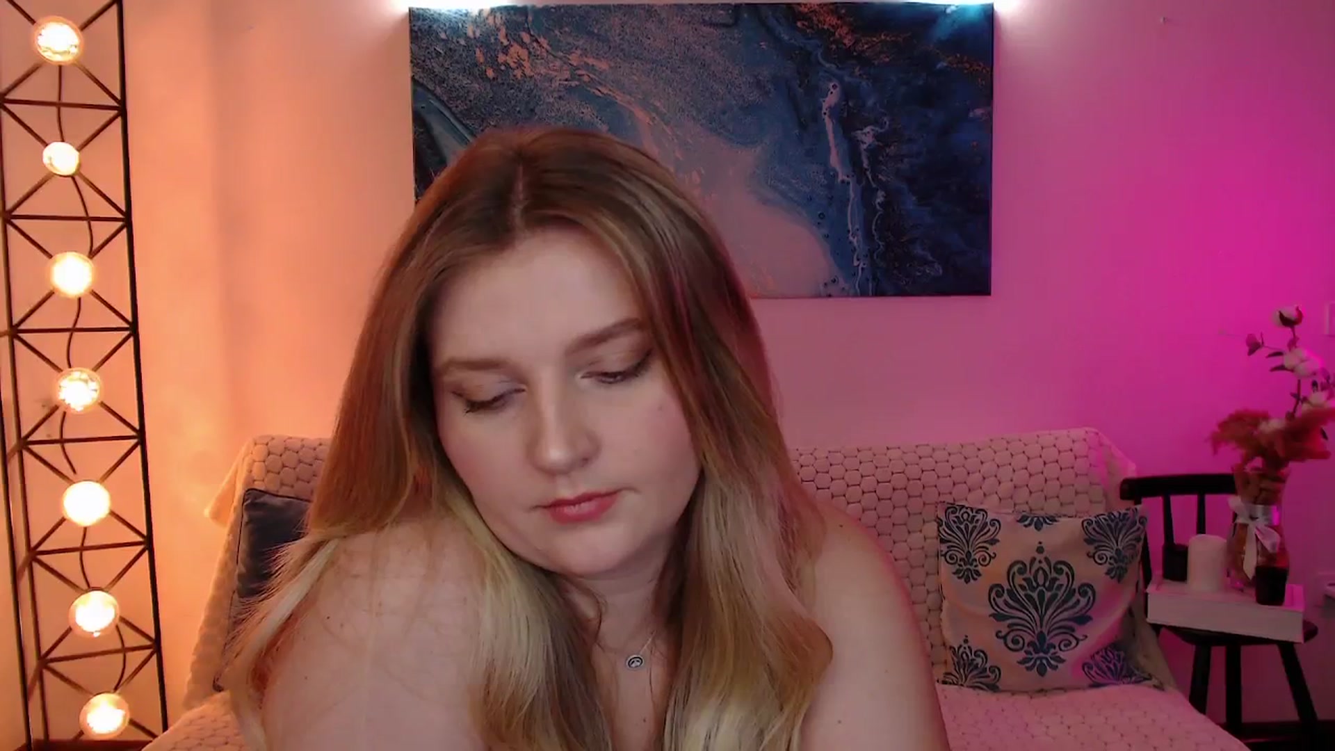 Gallery image thumbnail from Bless_Ass's myfreecams stream on, 11/21/2025, 12:28 image 19 of 20