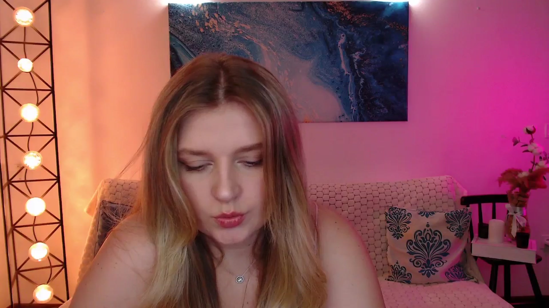Gallery image thumbnail from Bless_Ass's myfreecams stream on, 11/21/2025, 12:28 image 5 of 20