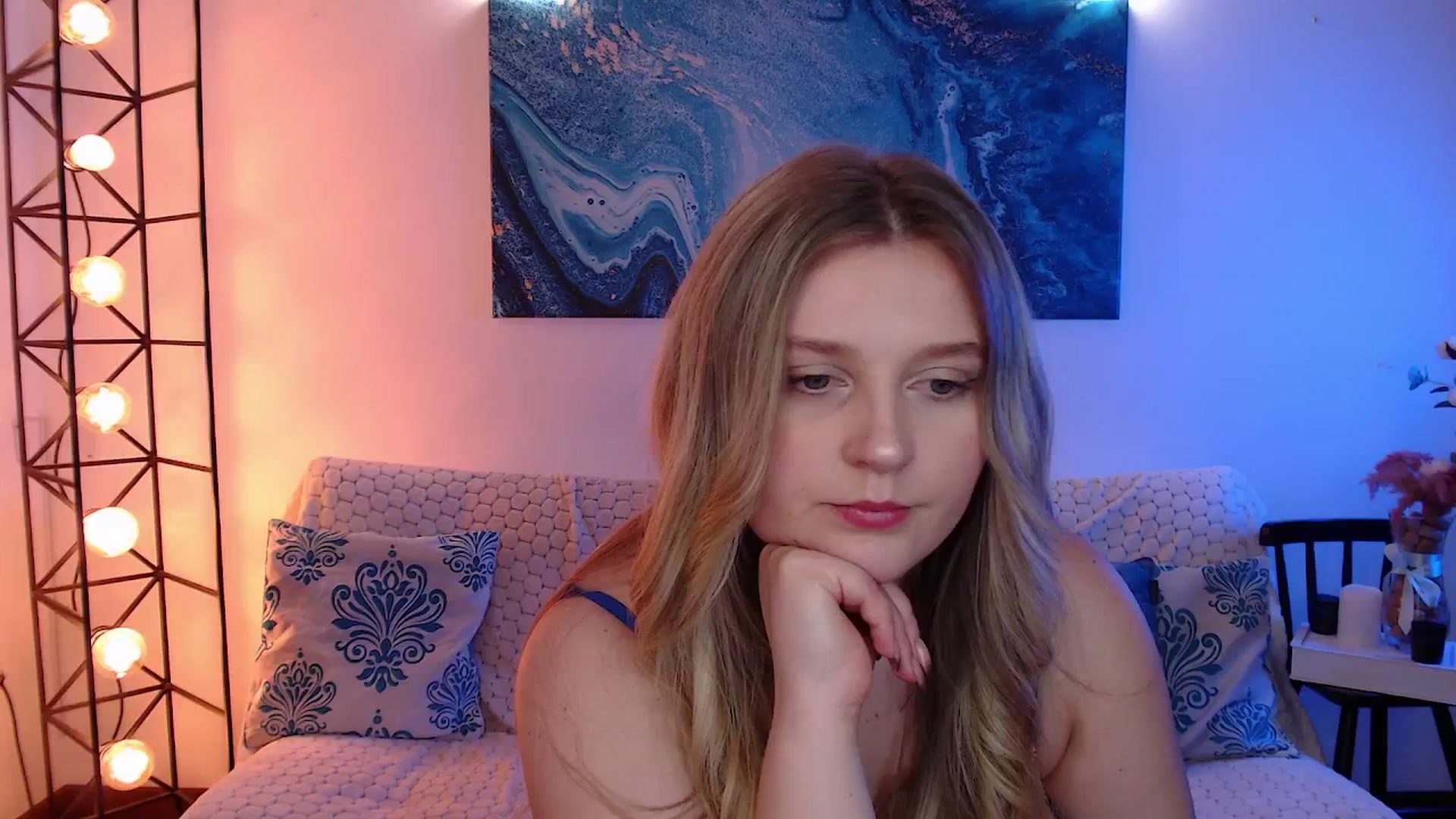 Gallery image thumbnail from Bless_Ass's myfreecams stream on, 11/28/2025, 17:46 image 4 of 20