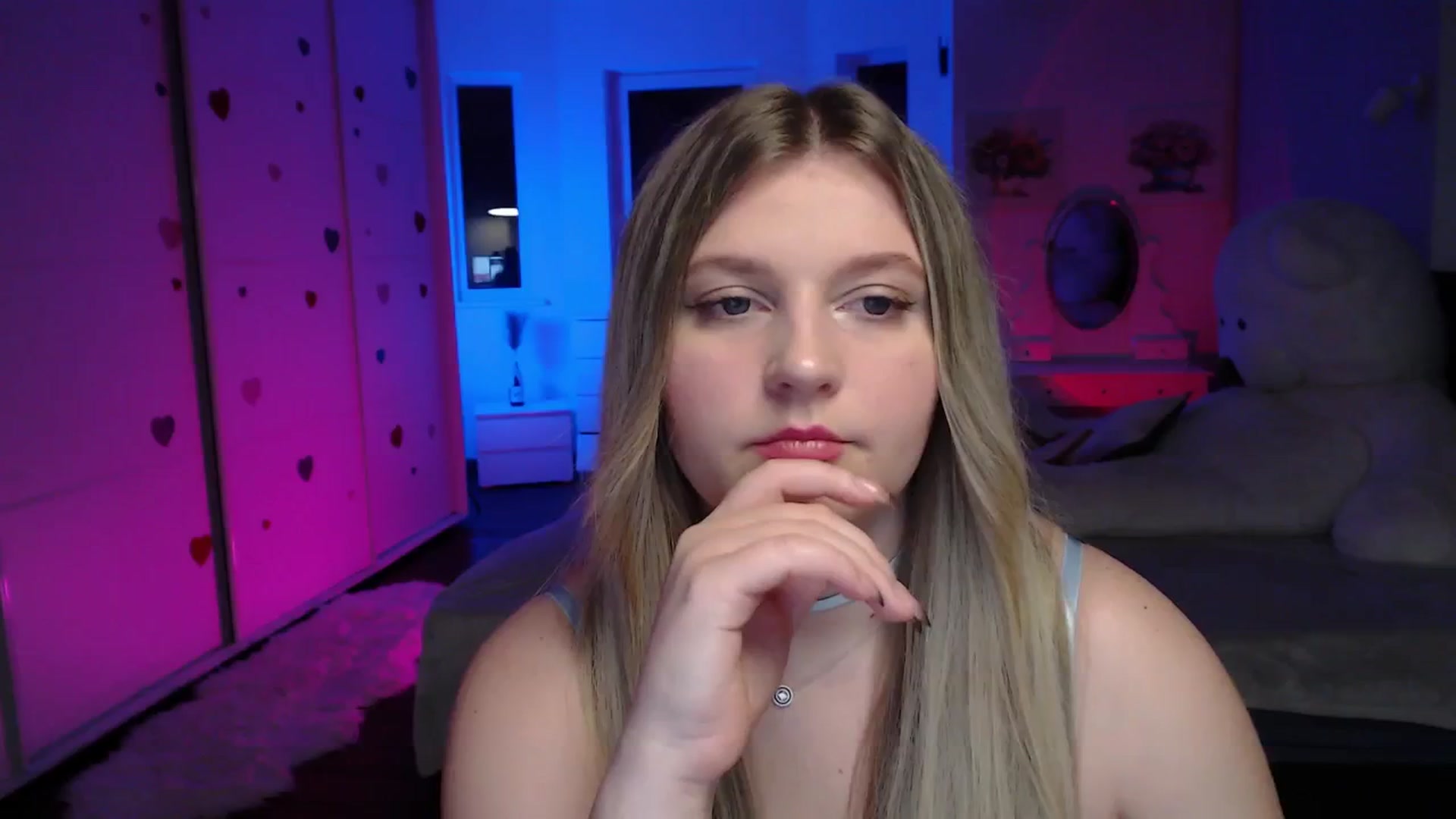 Gallery image thumbnail from Bless_Ass's myfreecams stream on, 11/29/2025, 12:04 image 18 of 20