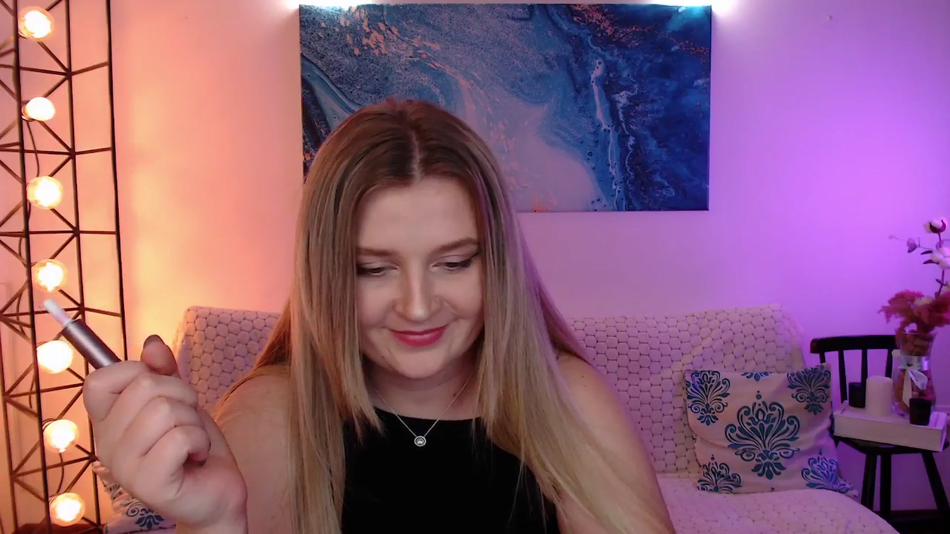 Gallery image thumbnail from Bless_Ass's myfreecams stream on, 11/30/2025, 17:19 image 10 of 20