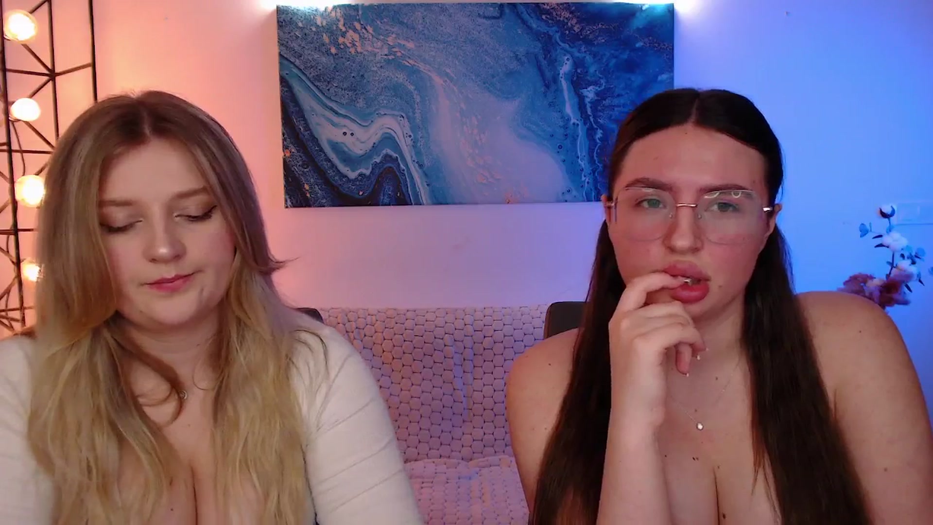 Gallery image thumbnail from Bless_Ass's myfreecams stream on, 12/09/2025, 11:44 image 10 of 20