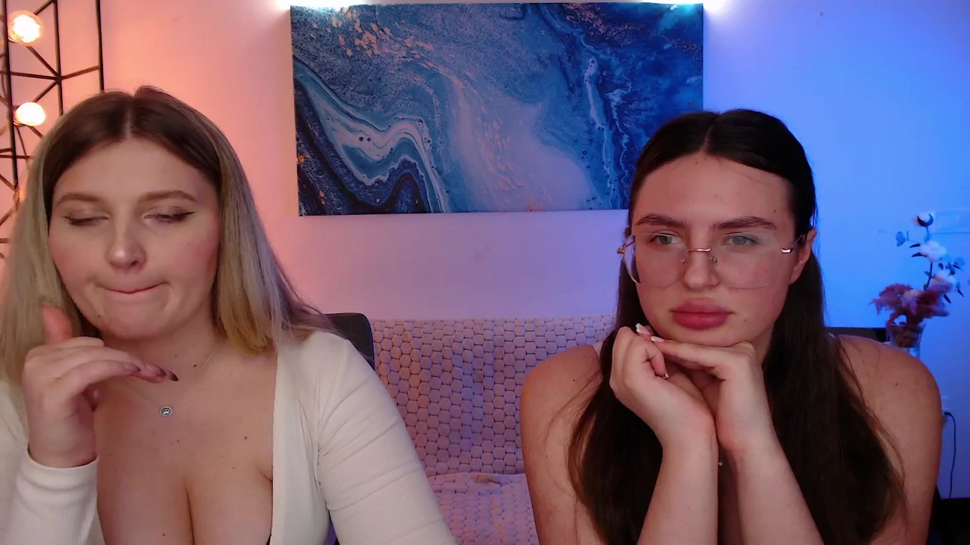 Gallery image thumbnail from Bless_Ass's myfreecams stream on, 12/09/2025, 17:05 image 3 of 20