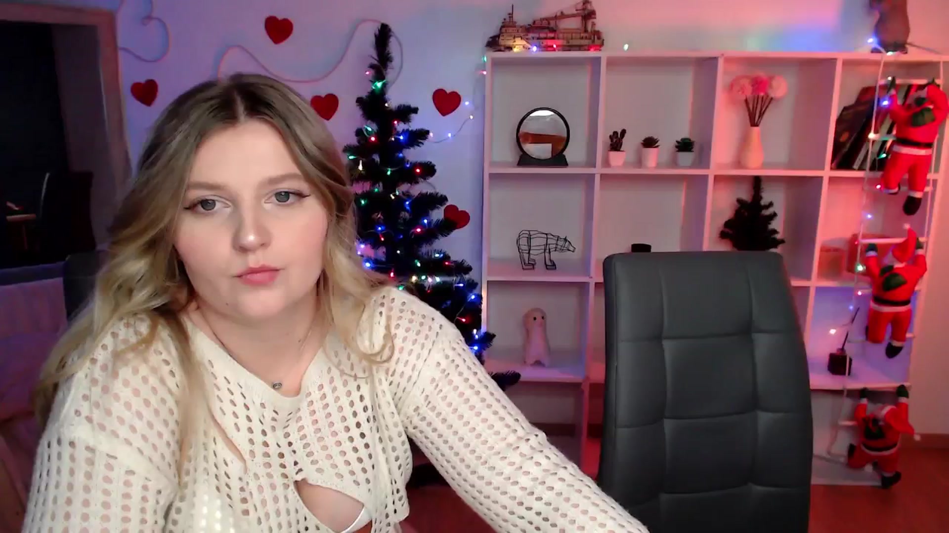 Gallery image thumbnail from Bless_Ass's myfreecams stream on, 12/12/2025, 14:33 image 7 of 20