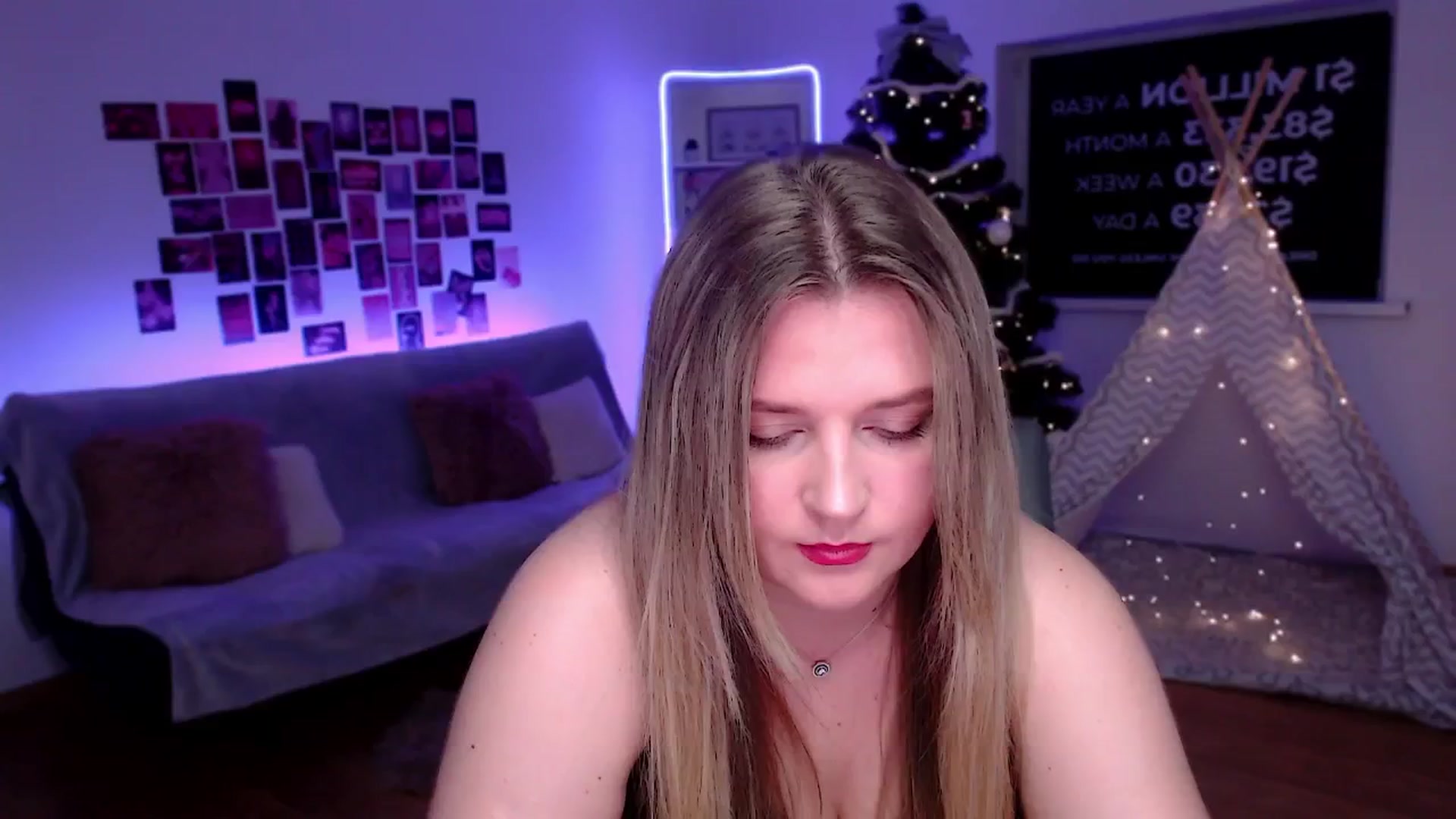 Gallery image thumbnail from Bless_Ass's myfreecams stream on, 12/14/2025, 11:51 image 12 of 20