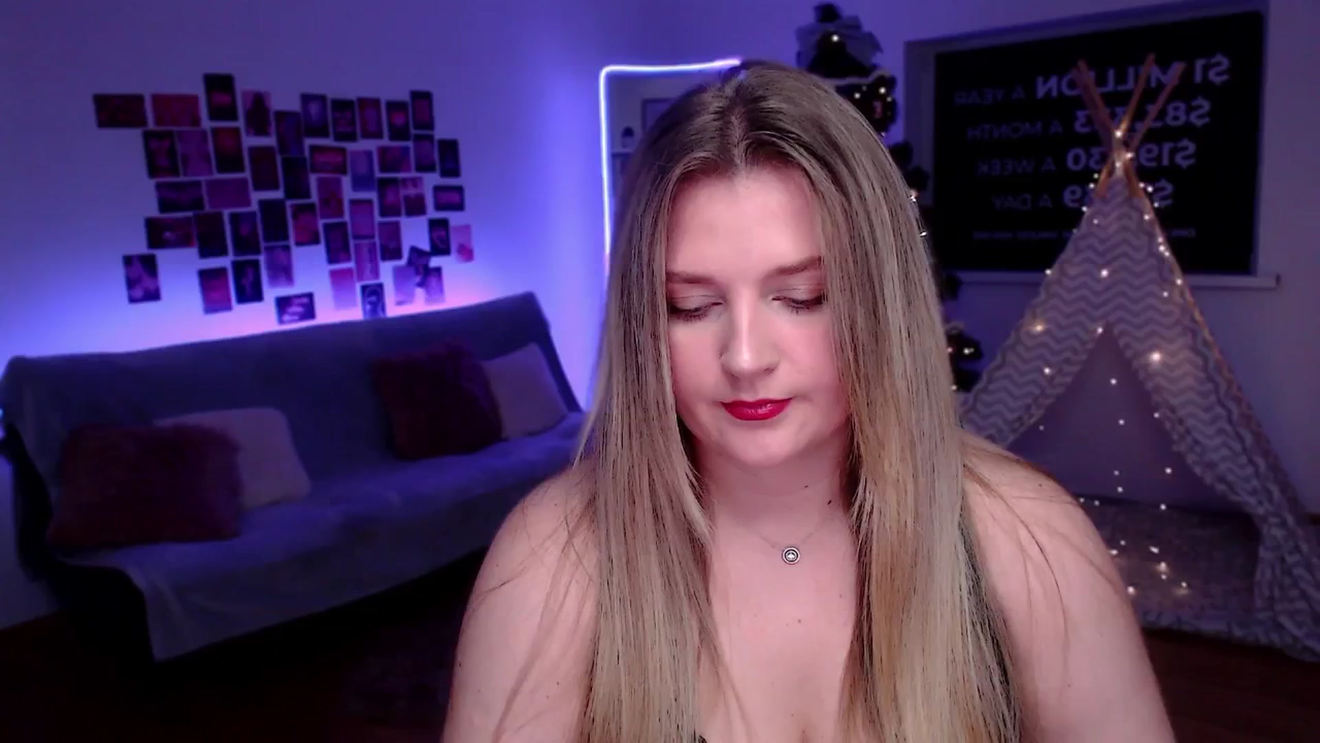 Gallery image thumbnail from Bless_Ass's myfreecams stream on, 12/14/2025, 11:51 image 2 of 20