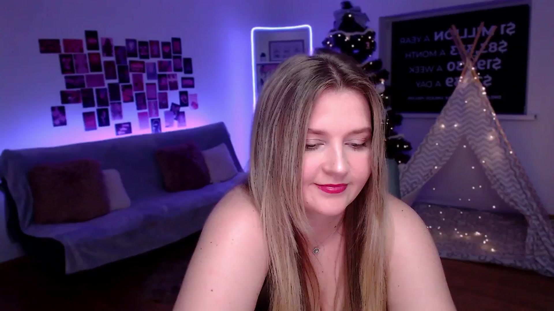 Gallery image thumbnail from Bless_Ass's myfreecams stream on, 12/14/2025, 11:51 image 11 of 20