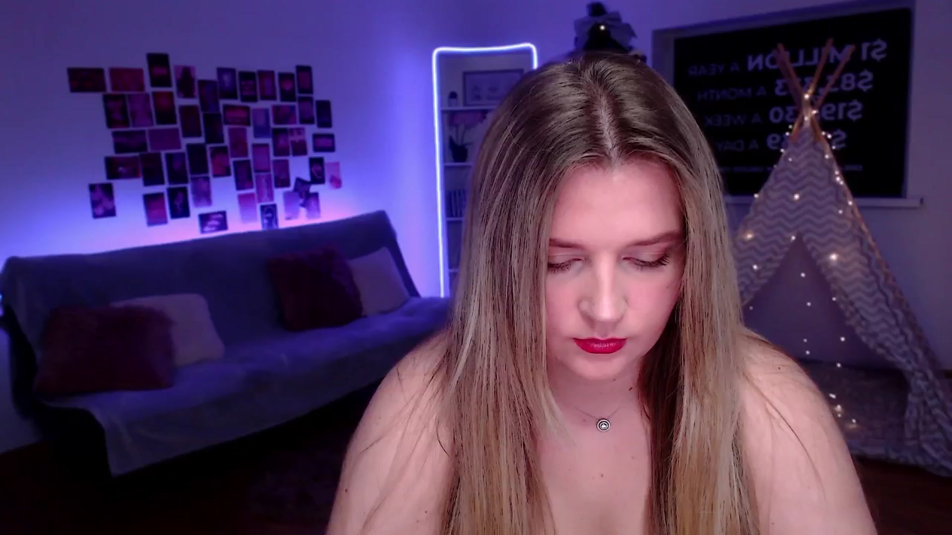 Gallery image thumbnail from Bless_Ass's myfreecams stream on, 12/14/2025, 11:51 image 1 of 20