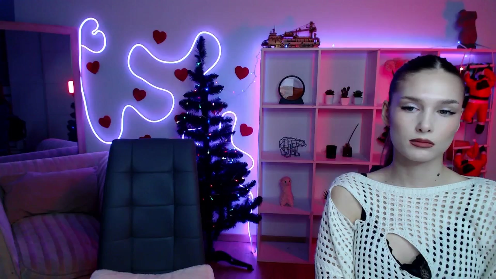 Gallery image thumbnail from Bless_Ass's myfreecams stream on, 01/25/2026, 11:23 image 12 of 20