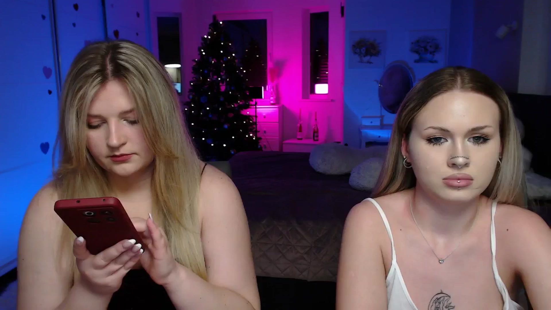 Gallery image thumbnail from Bless_Ass's myfreecams stream on, 01/28/2026, 10:28 image 14 of 20