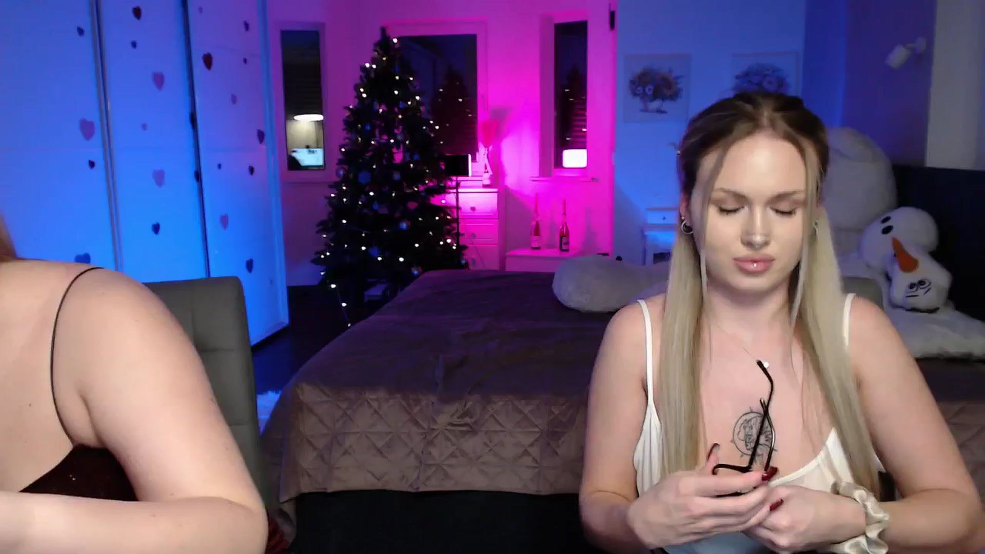 Gallery image thumbnail from Bless_Ass's myfreecams stream on, 01/28/2026, 12:24 image 10 of 20