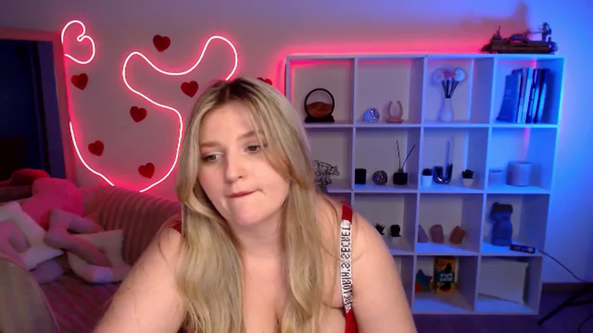 Gallery image thumbnail from Bless_Ass's myfreecams stream on, 02/06/2026, 17:11 image 19 of 20