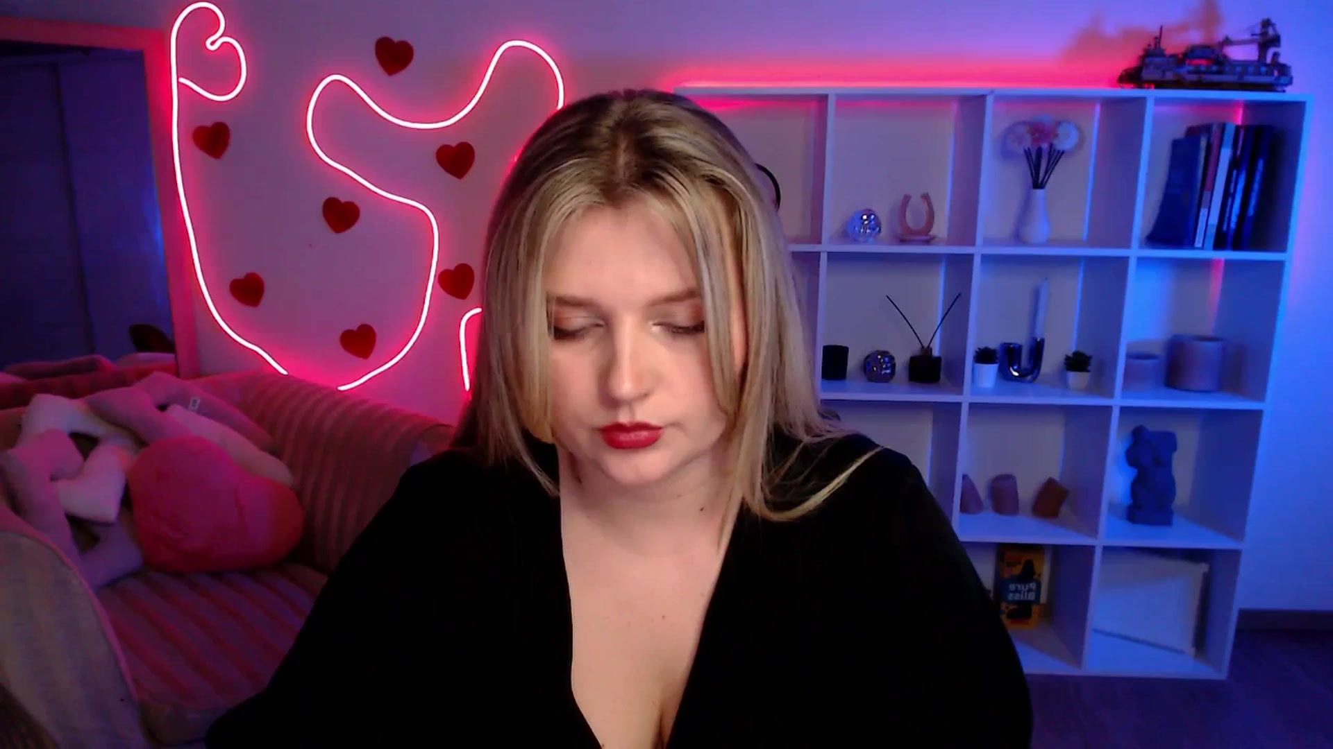 Gallery image thumbnail from Bless_Ass's myfreecams stream on, 02/07/2026, 14:08 image 17 of 20