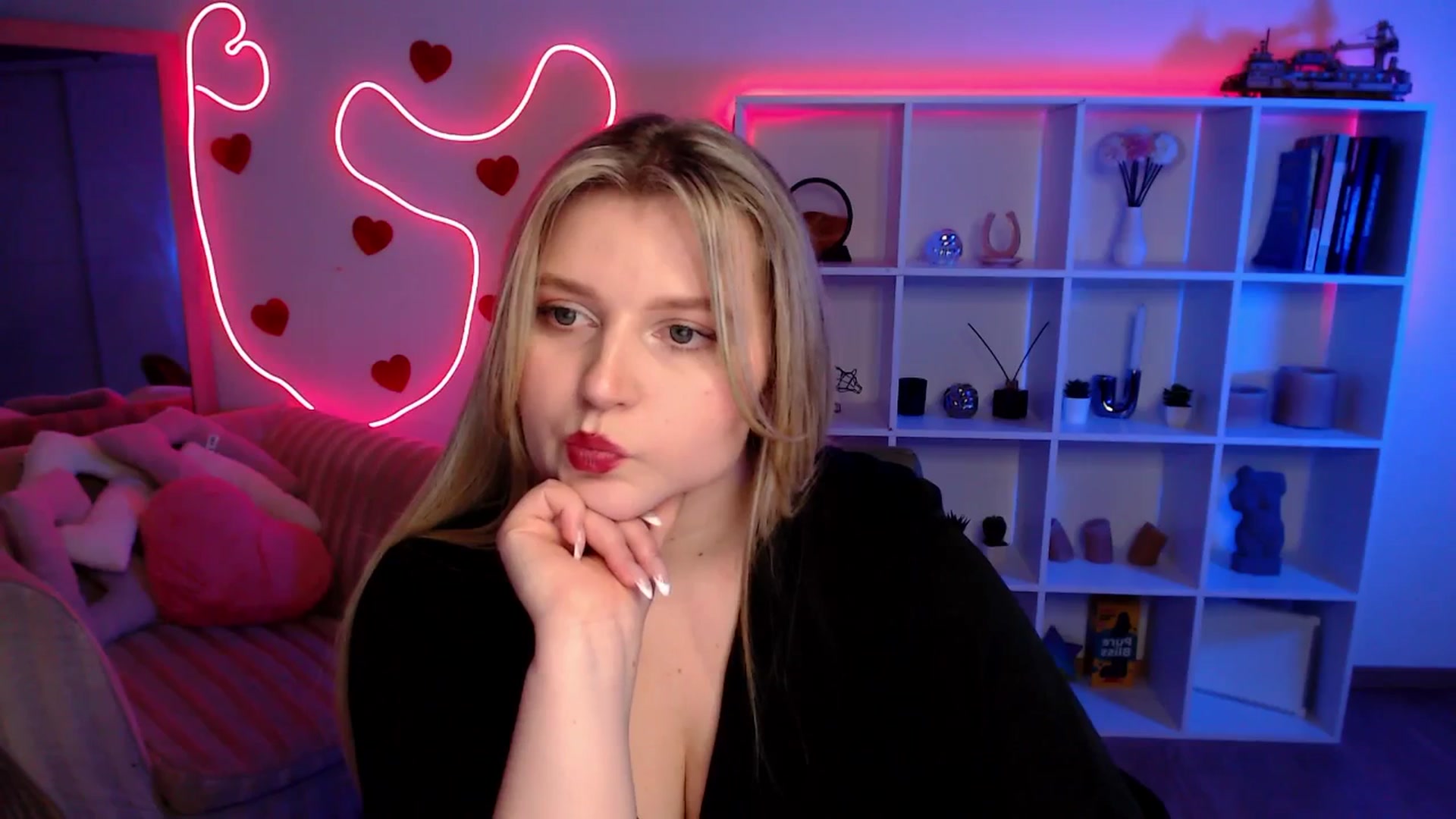 Gallery image thumbnail from Bless_Ass's myfreecams stream on, 02/07/2026, 14:08 image 19 of 20
