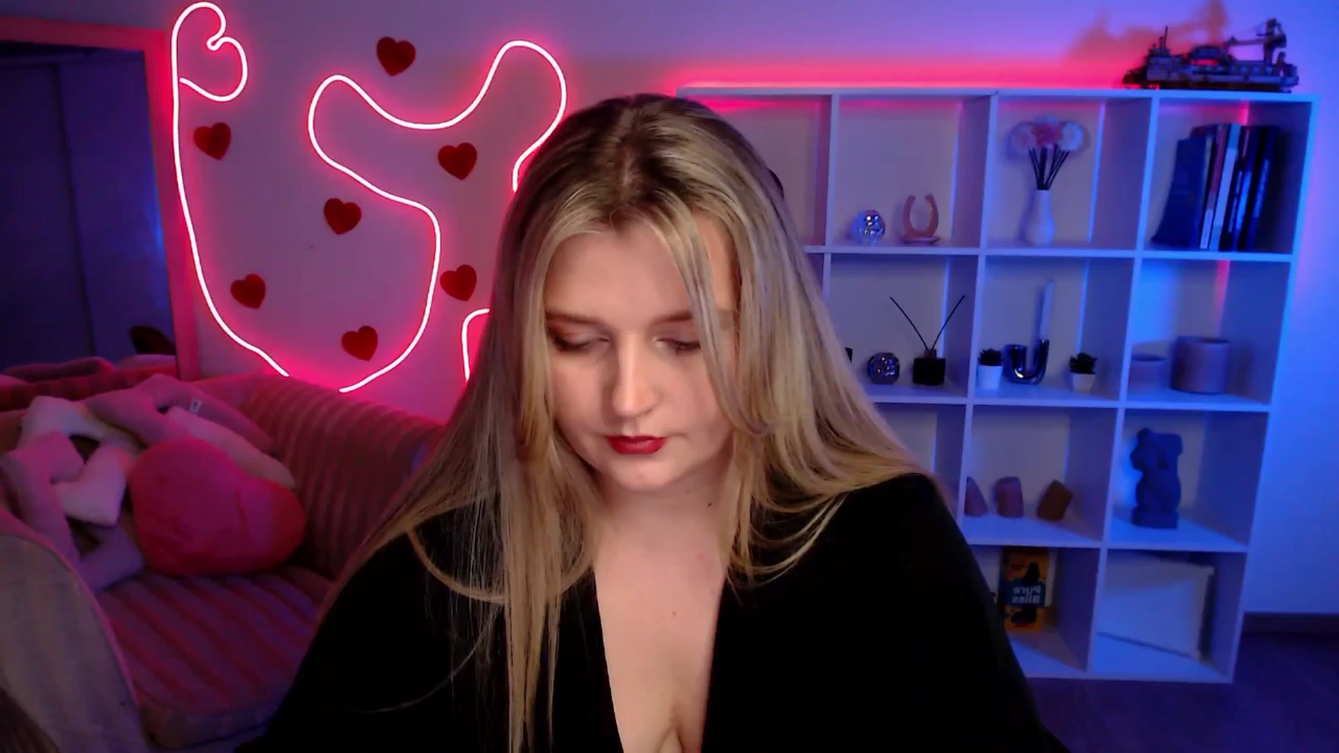 Gallery image thumbnail from Bless_Ass's myfreecams stream on, 02/07/2026, 14:08 image 15 of 20