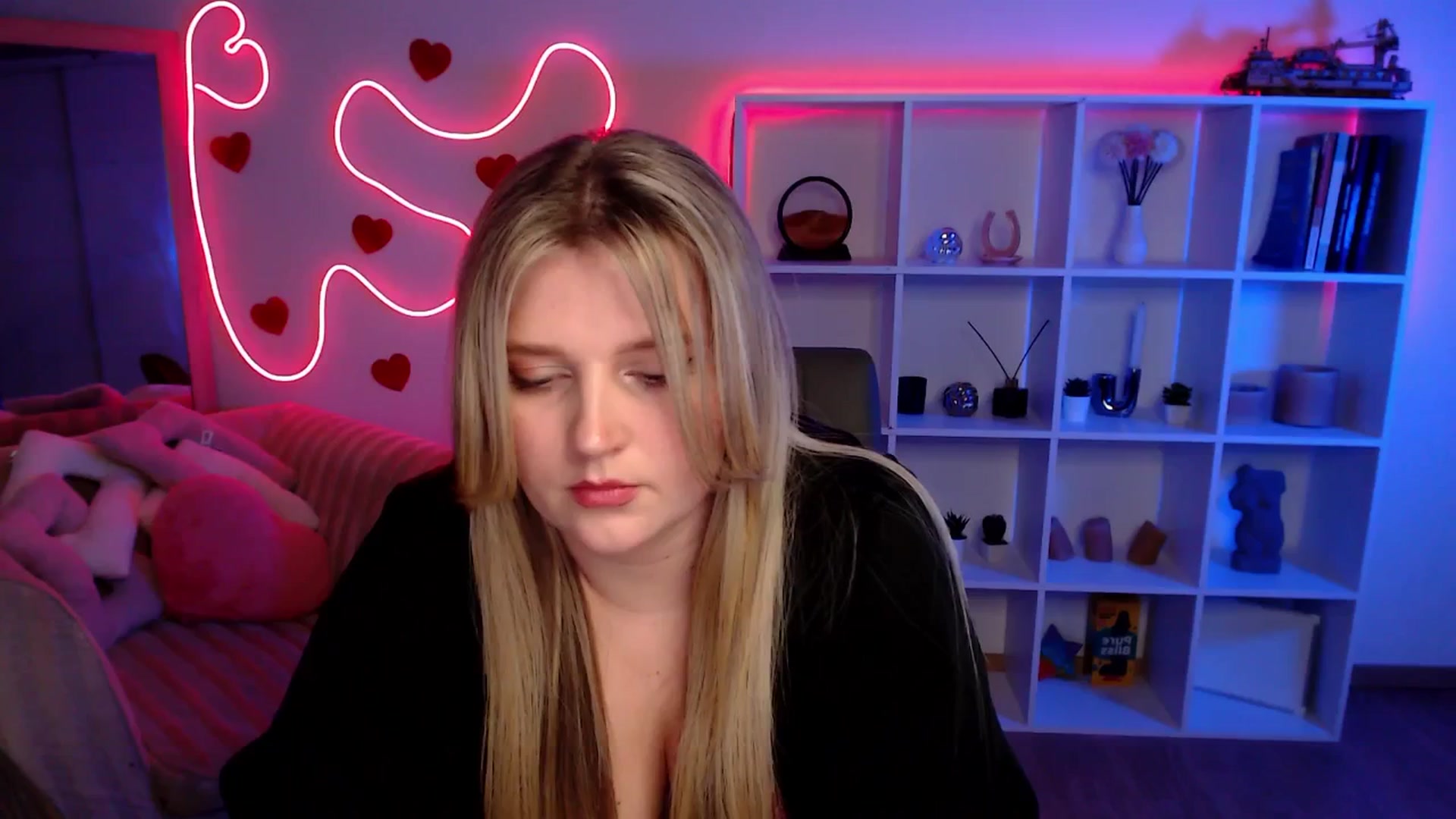 Gallery image thumbnail from Bless_Ass's myfreecams stream on, 02/07/2026, 17:41 image 18 of 20