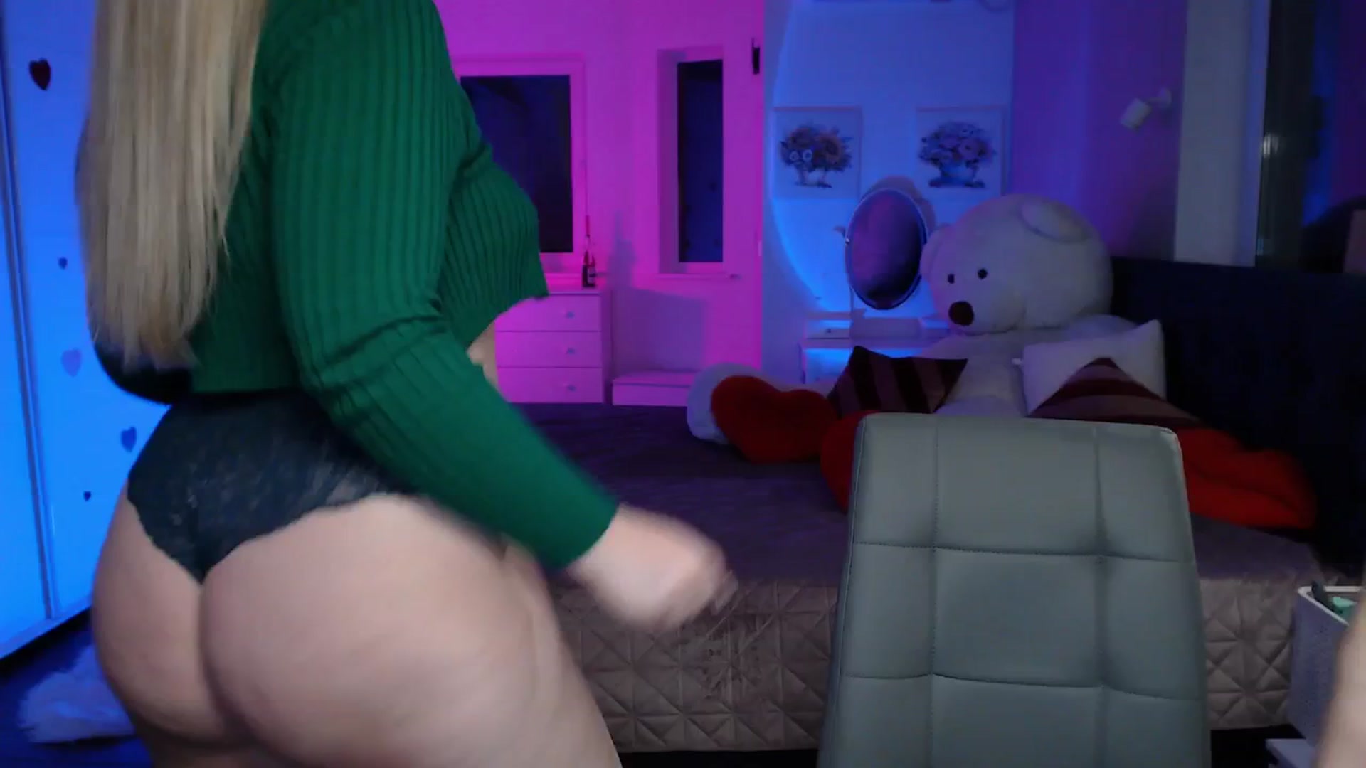 Gallery image thumbnail from Bless_Ass's myfreecams stream on, 02/10/2026, 11:10 image 15 of 20
