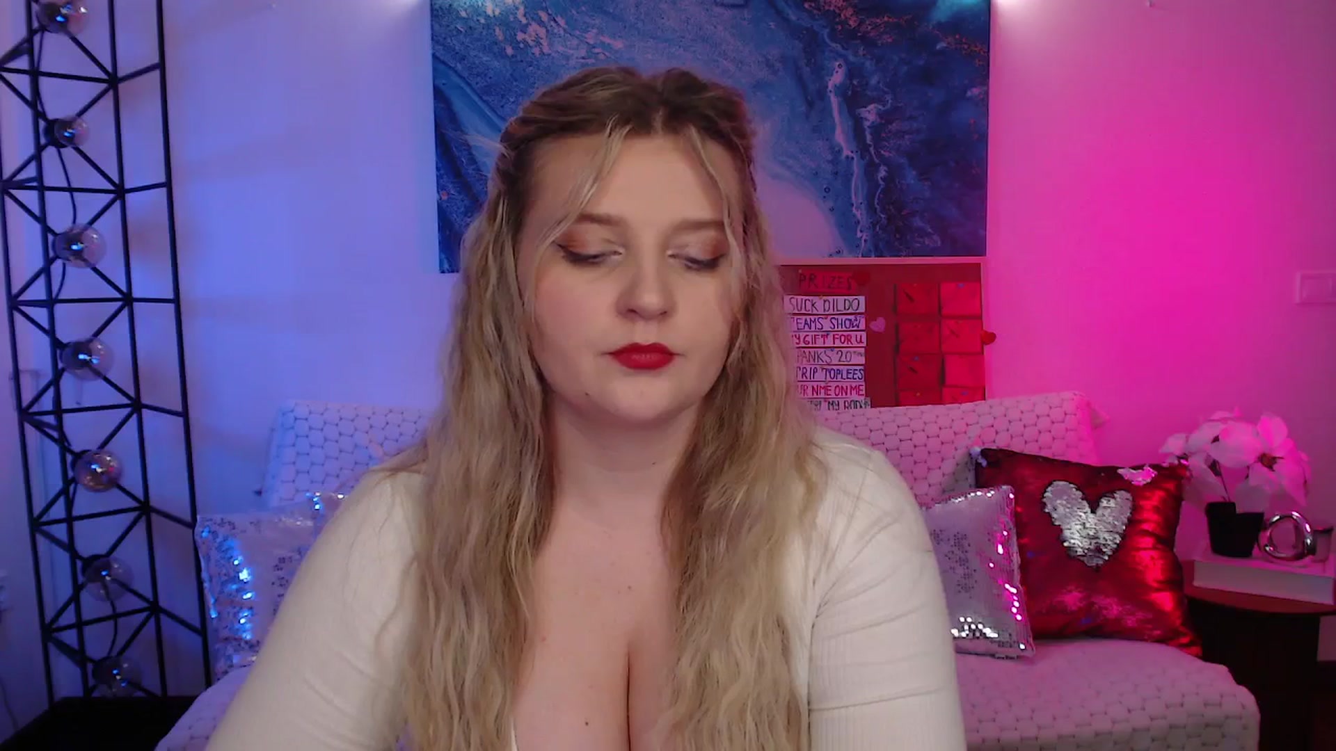 Gallery image thumbnail from Bless_Ass's myfreecams stream on, 02/15/2026, 17:27 image 15 of 20