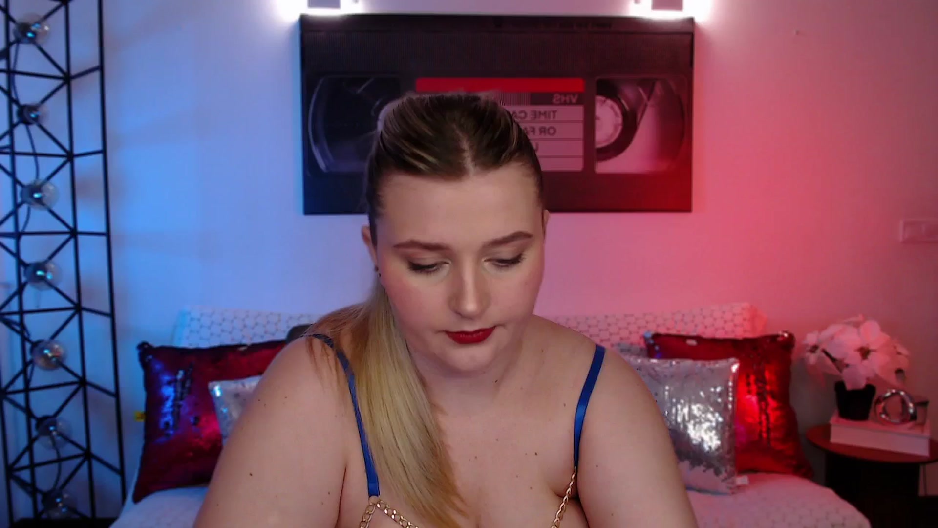 Gallery image thumbnail from Bless_Ass's myfreecams stream on, 02/25/2026, 12:38 image 8 of 20