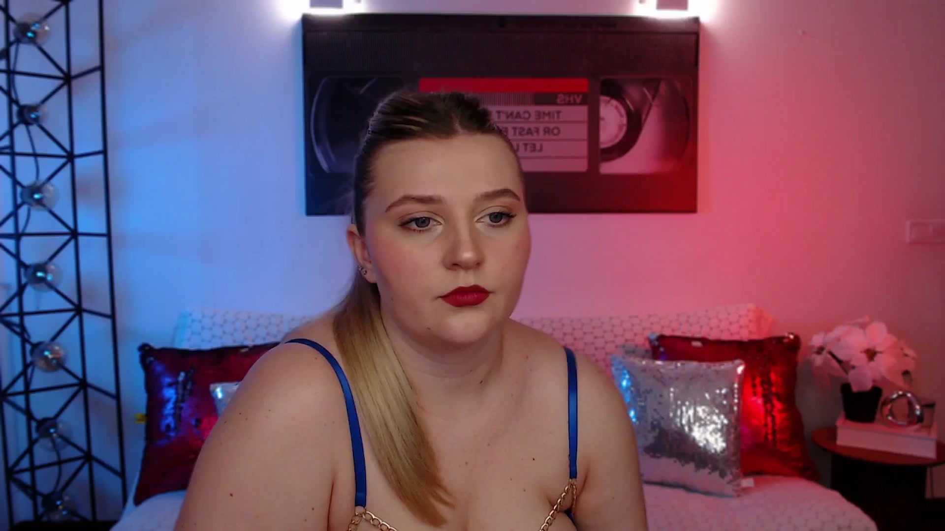 Gallery image thumbnail from Bless_Ass's myfreecams stream on, 02/25/2026, 12:38 image 10 of 20