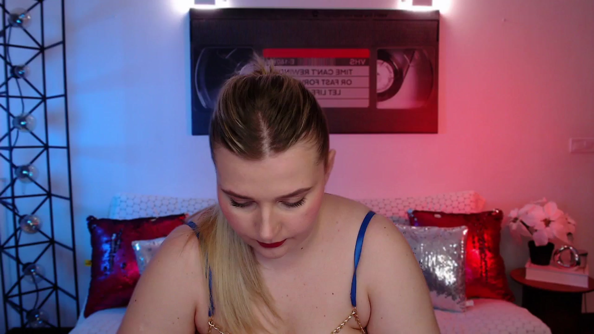 Gallery image thumbnail from Bless_Ass's myfreecams stream on, 02/25/2026, 12:38 image 19 of 20