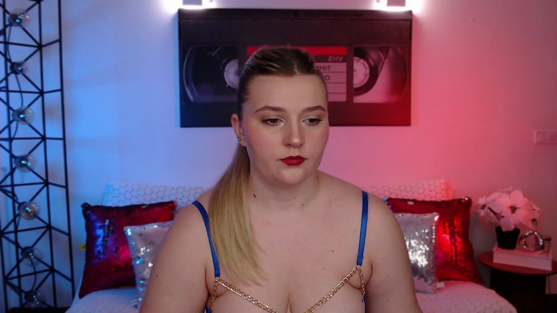 Gallery image thumbnail from Bless_Ass's myfreecams stream on, 02/25/2026, 12:38 image 3 of 20
