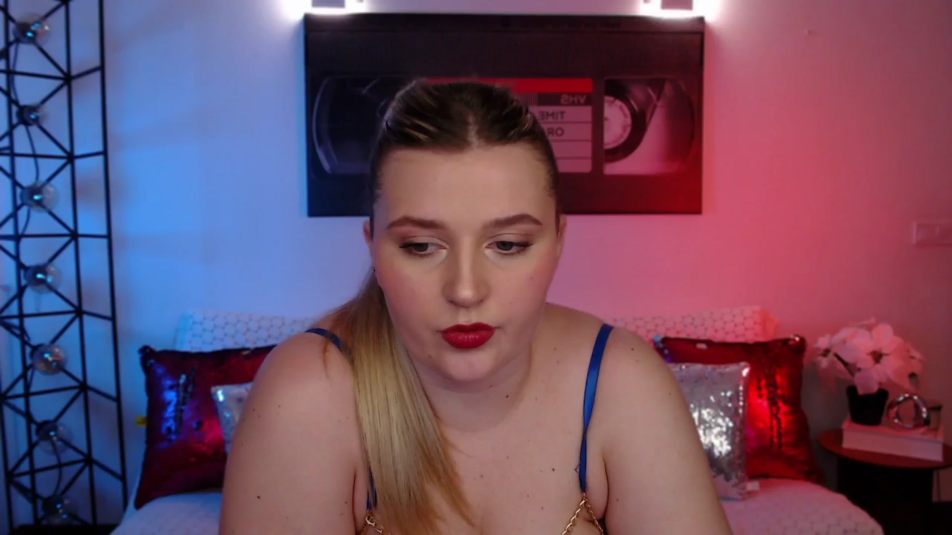 Gallery image thumbnail from Bless_Ass's myfreecams stream on, 02/25/2026, 12:38 image 14 of 20