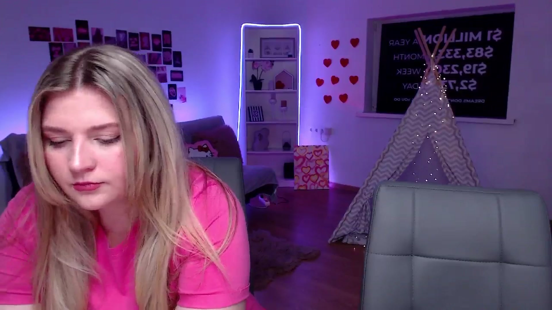 Gallery image thumbnail from Bless_Ass's myfreecams stream on, 03/05/2026, 11:14 image 3 of 20