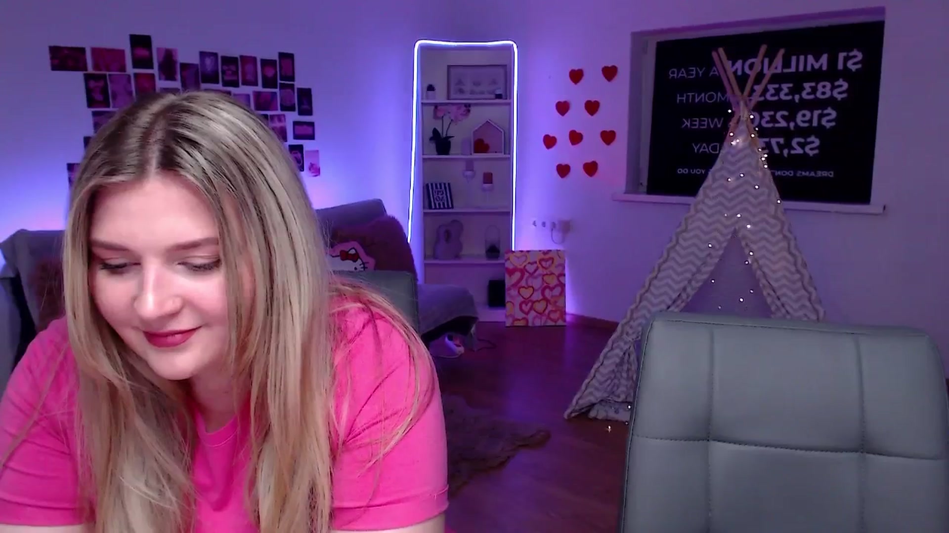 Gallery image thumbnail from Bless_Ass's myfreecams stream on, 03/05/2026, 11:14 image 4 of 20