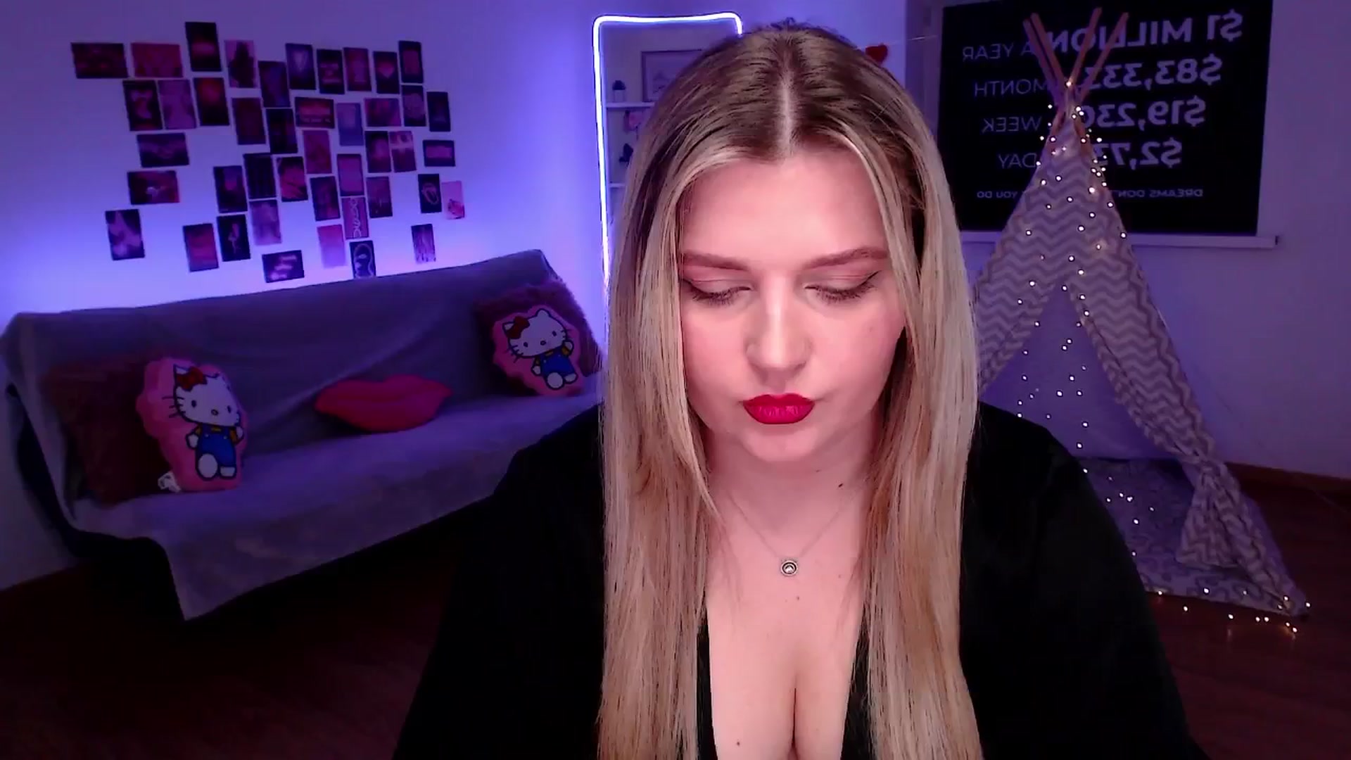 Gallery image thumbnail from Bless_Ass's myfreecams stream on, 03/12/2026, 12:37 image 10 of 20