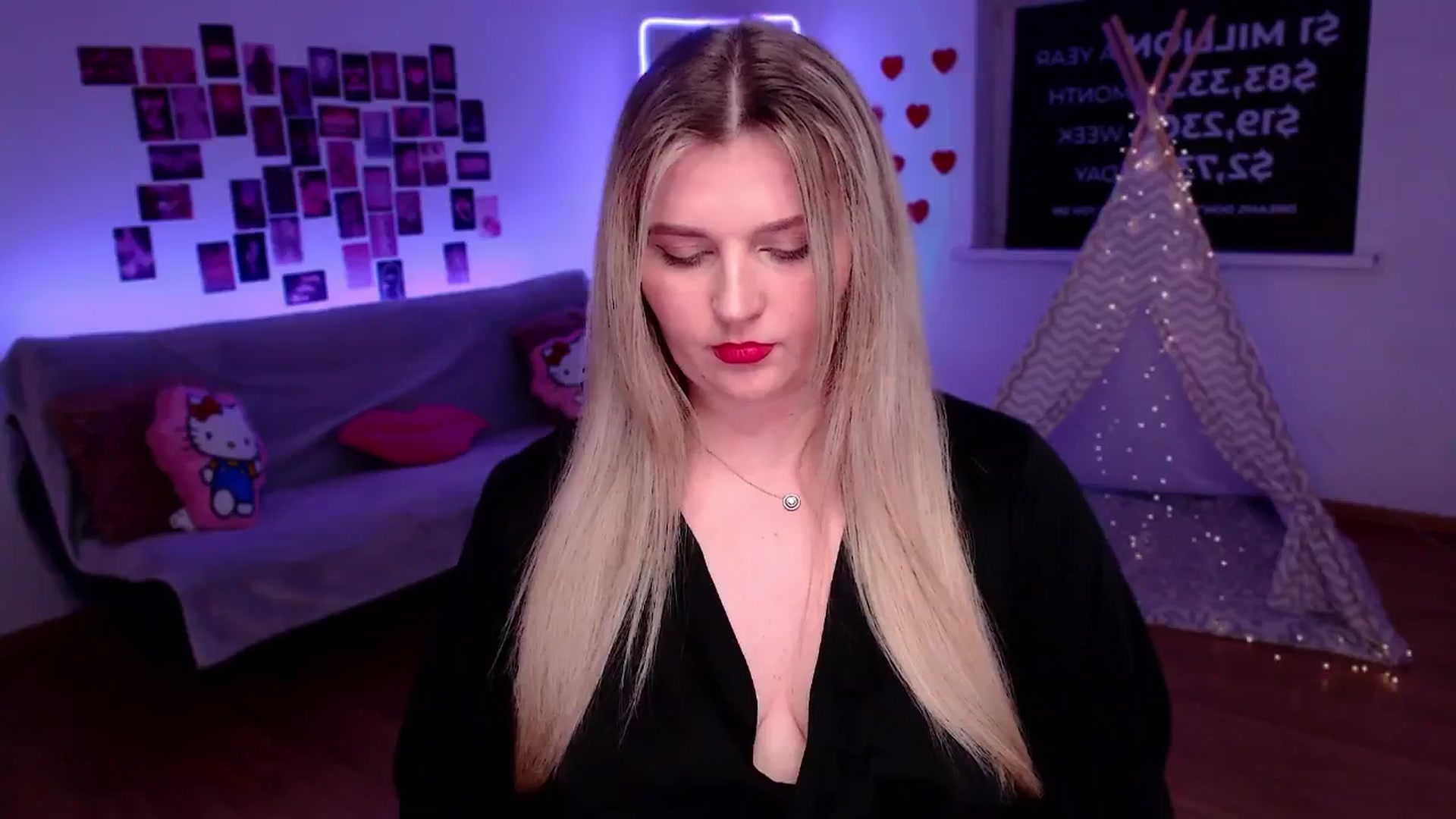 Gallery image thumbnail from Bless_Ass's myfreecams stream on, 03/12/2026, 17:31 image 9 of 20