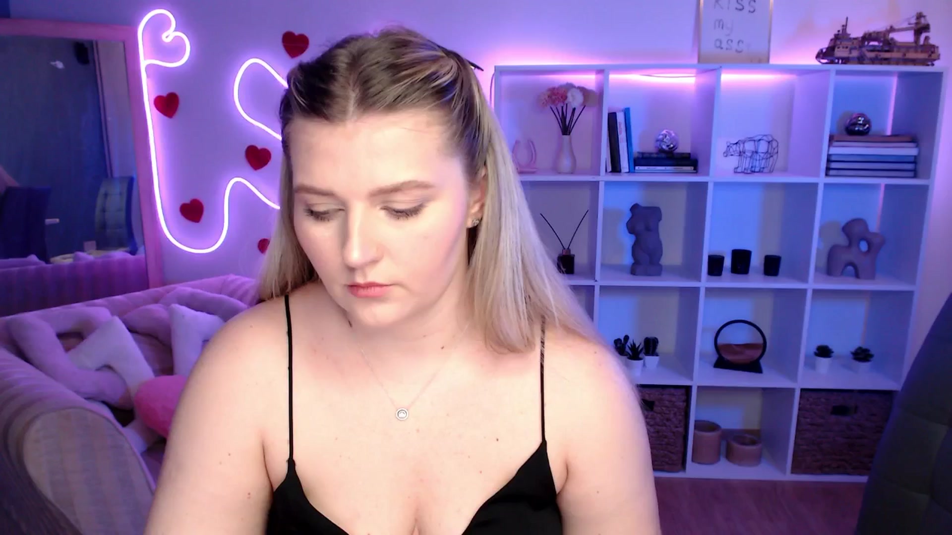 Gallery image thumbnail from Bless_Ass's myfreecams stream on, 03/21/2026, 11:19 image 19 of 20