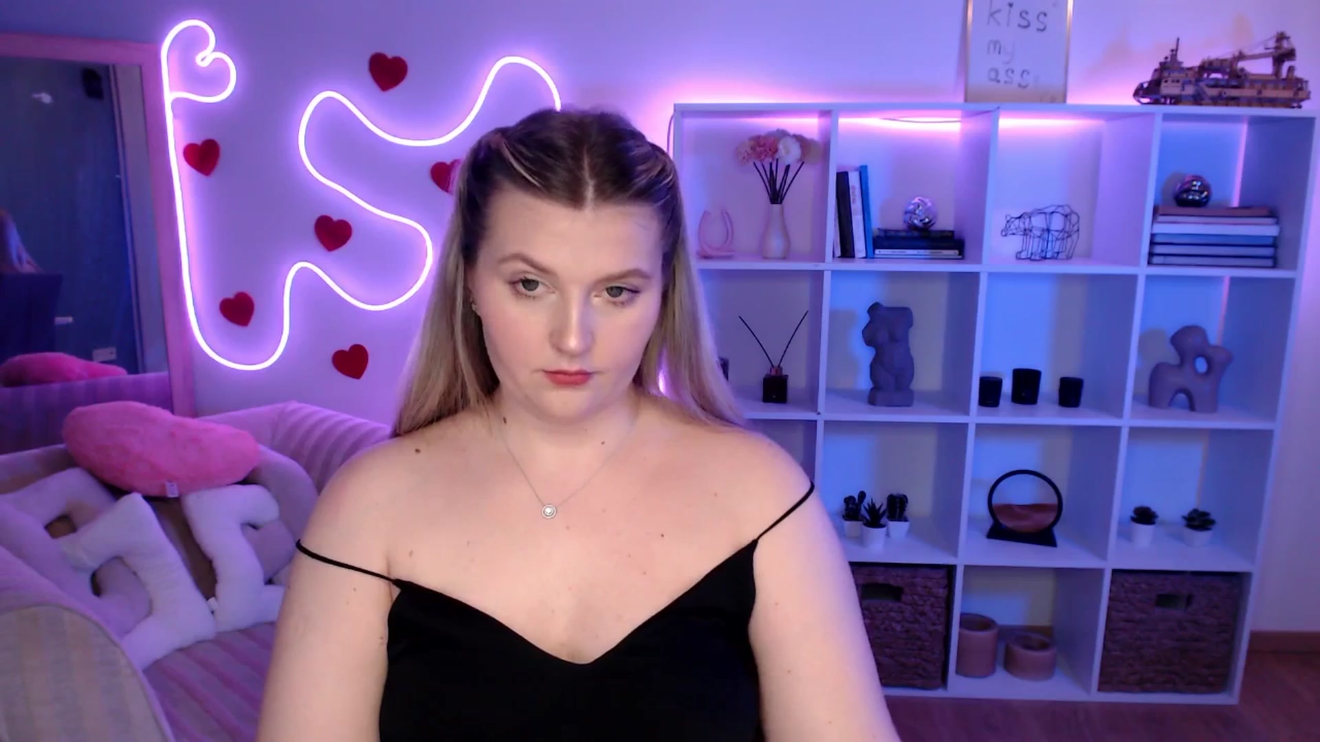 Gallery image thumbnail from Bless_Ass's myfreecams stream on, 03/21/2026, 14:46 image 3 of 20