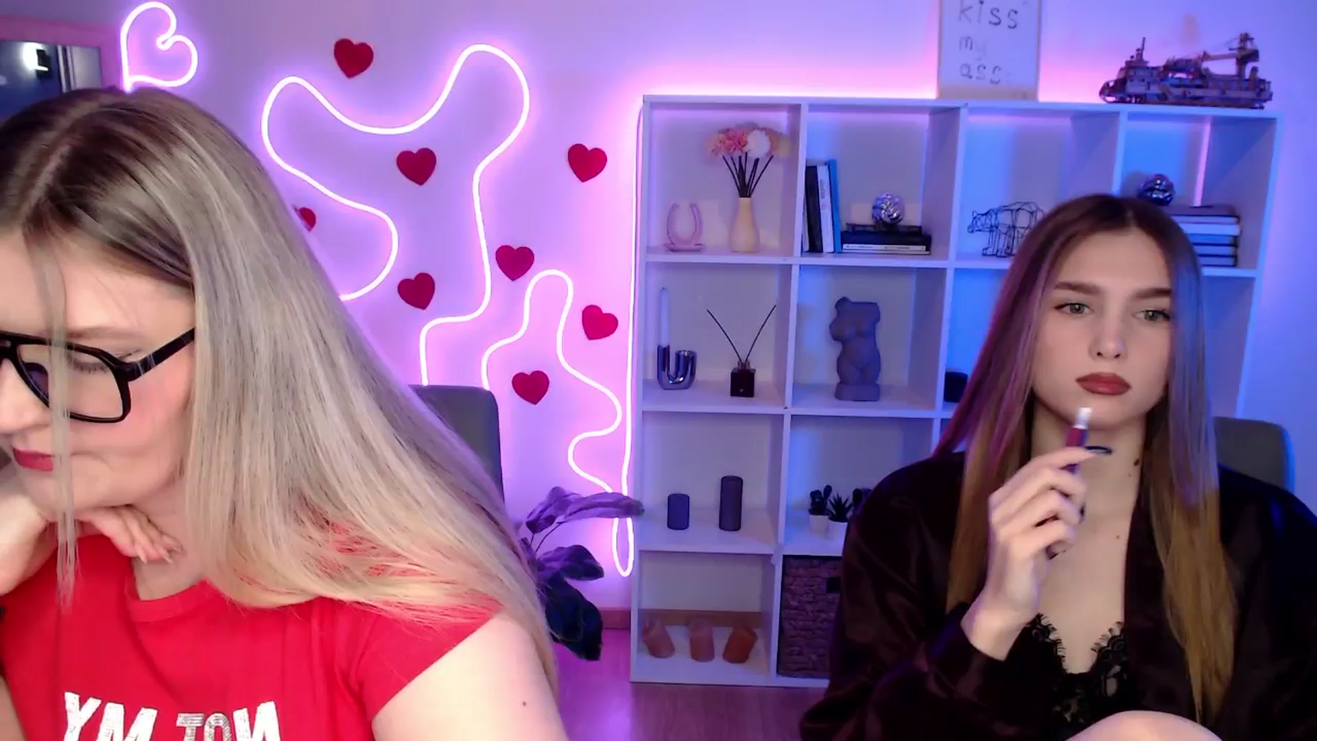 Gallery image thumbnail from Bless_Ass's myfreecams stream on, 03/25/2026, 12:32 image 15 of 20