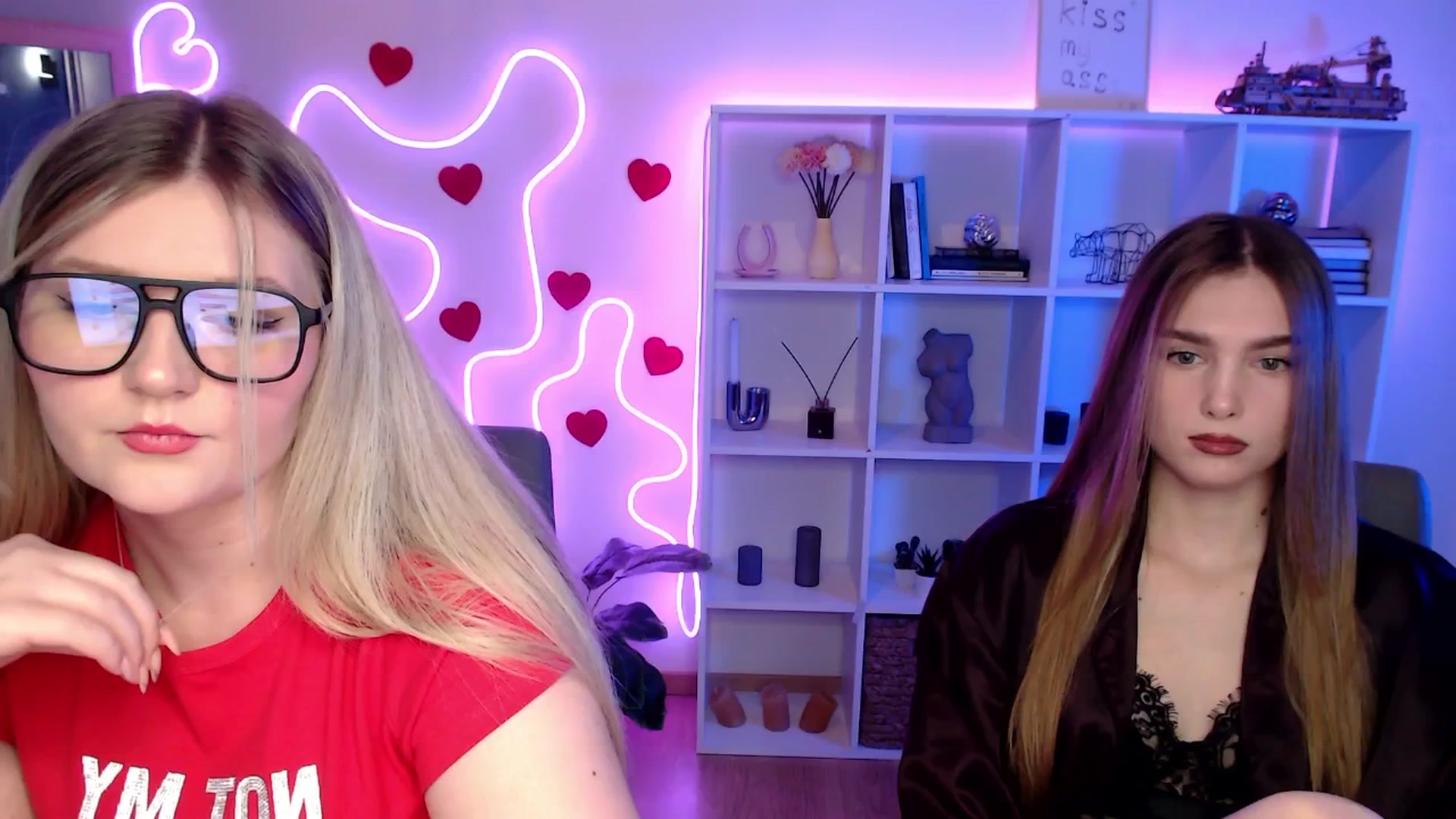 Gallery image thumbnail from Bless_Ass's myfreecams stream on, 03/25/2026, 12:32 image 16 of 20