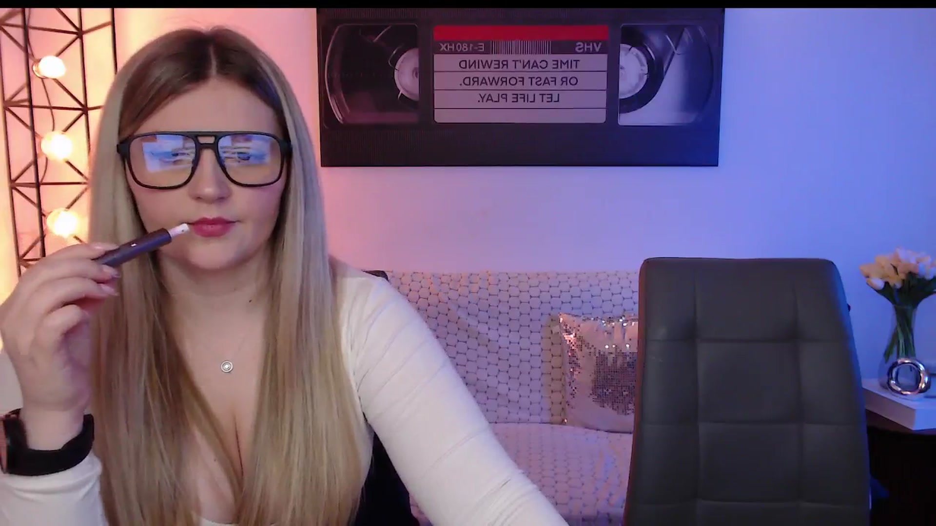 Gallery image thumbnail from Bless_Ass's myfreecams stream on, 03/31/2026, 12:36 image 6 of 20