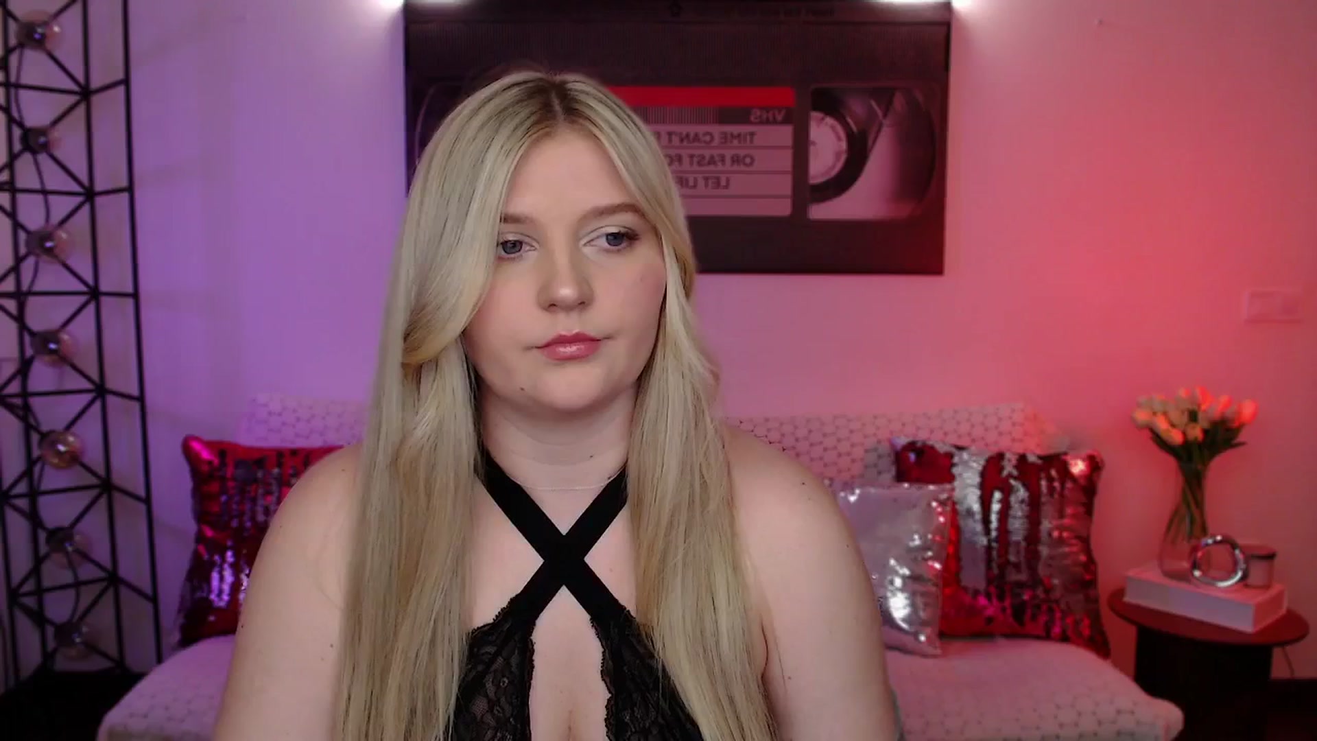 Gallery image thumbnail from Bless_Ass's myfreecams stream on, 04/21/2026, 11:46 image 3 of 20
