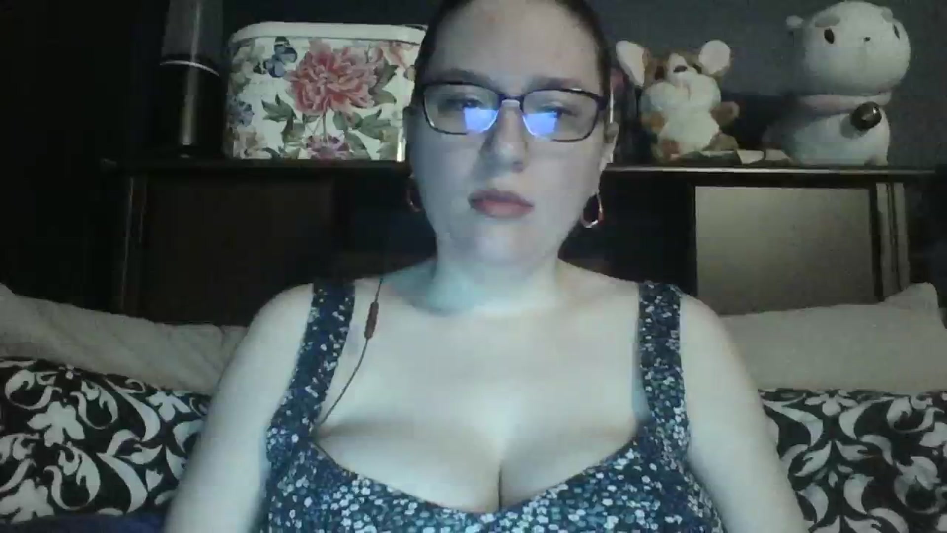 Gallery image thumbnail from BlessedKawaii's myfreecams stream on, 03/16/2024, 12:37 image 17 of 20