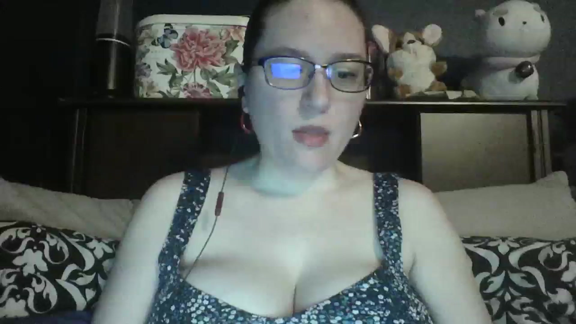 Gallery image thumbnail from BlessedKawaii's myfreecams stream on, 03/16/2024, 12:37 image 14 of 20