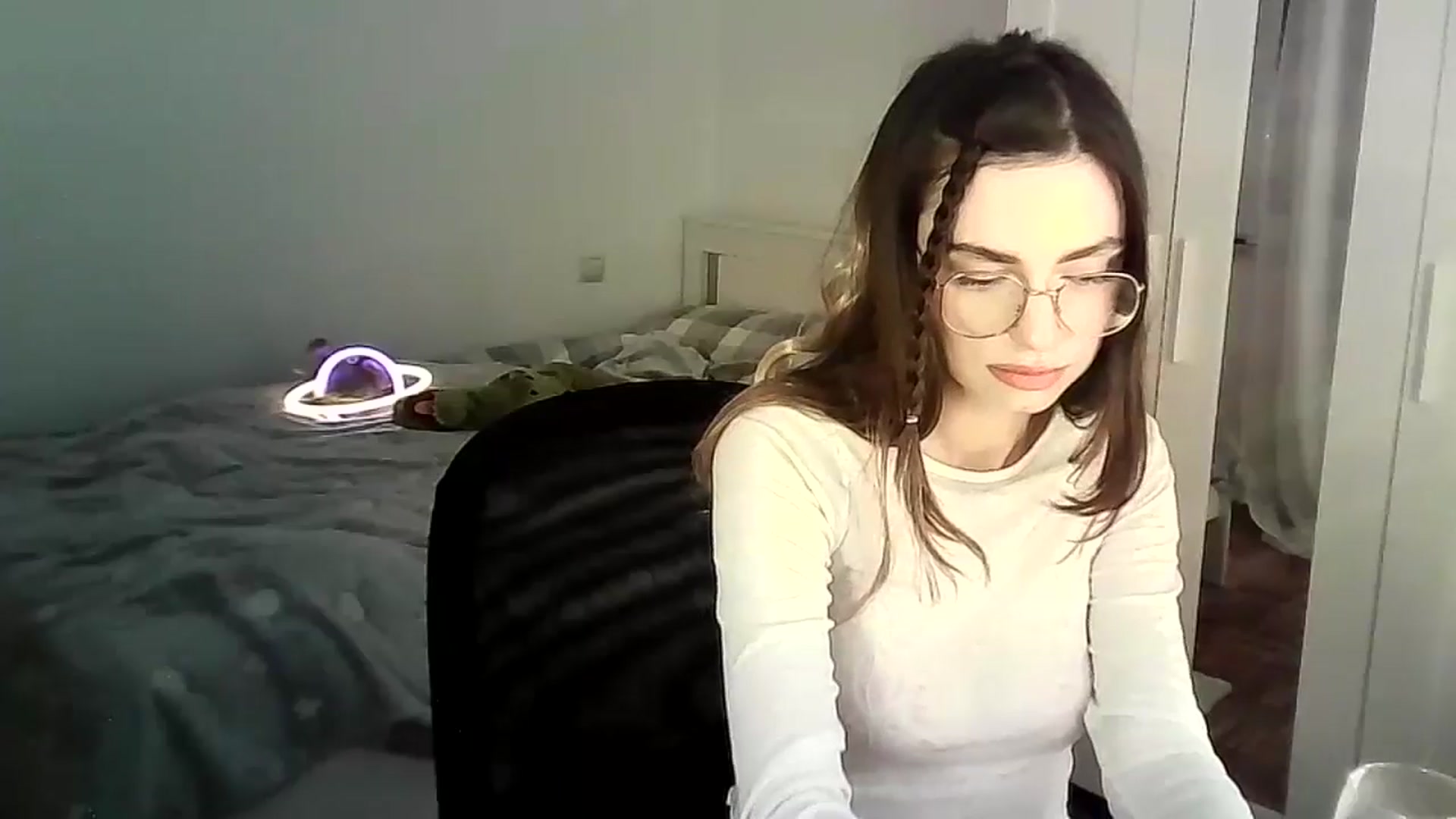 Gallery image thumbnail from BlessedKitana's myfreecams stream on, 09/13/2024, 23:00 image 16 of 20