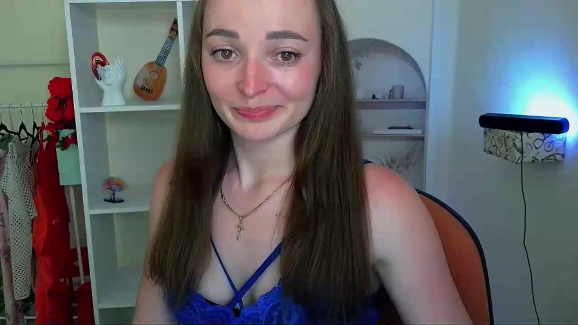 Gallery image thumbnail from Bliss_Val's myfreecams stream on, 06/06/2026, 17:40 image 16 of 20