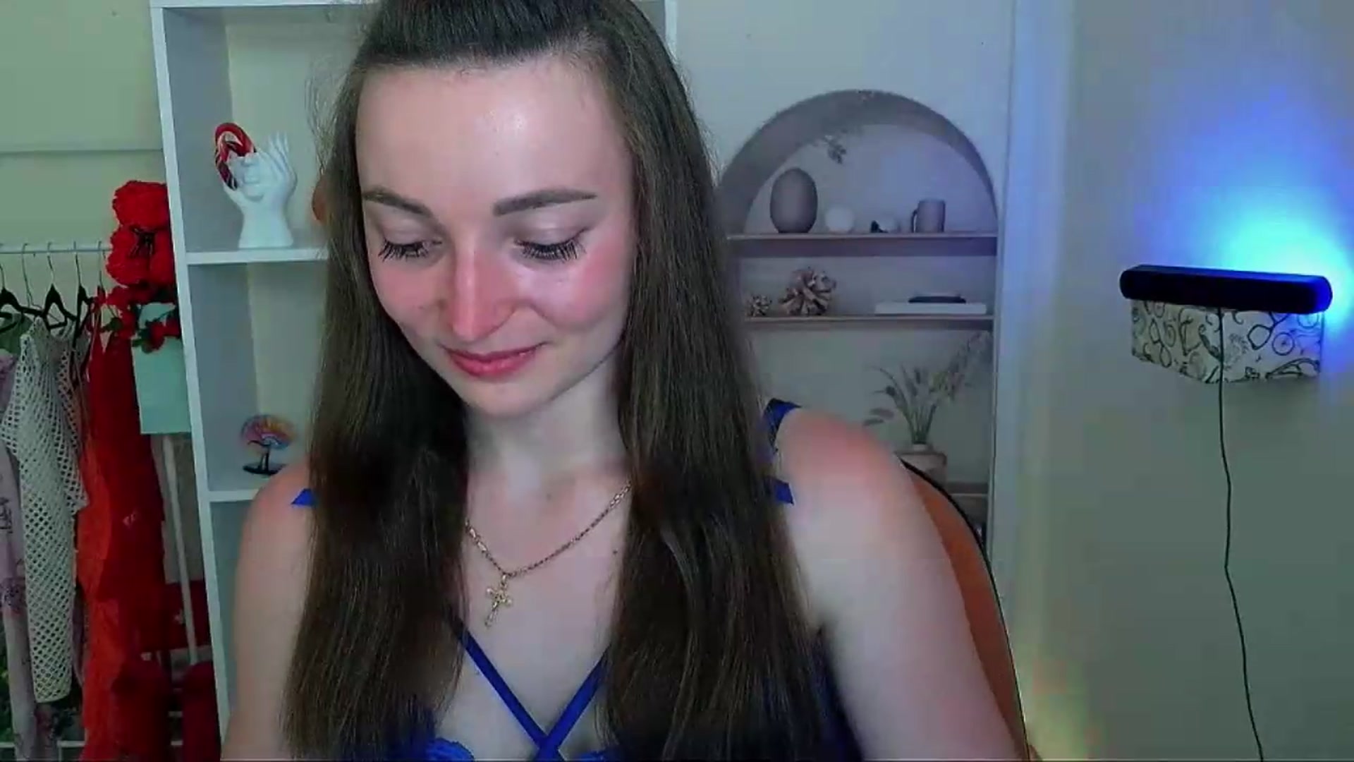 Gallery image thumbnail from Bliss_Val's myfreecams stream on, 06/06/2026, 17:40 image 3 of 20