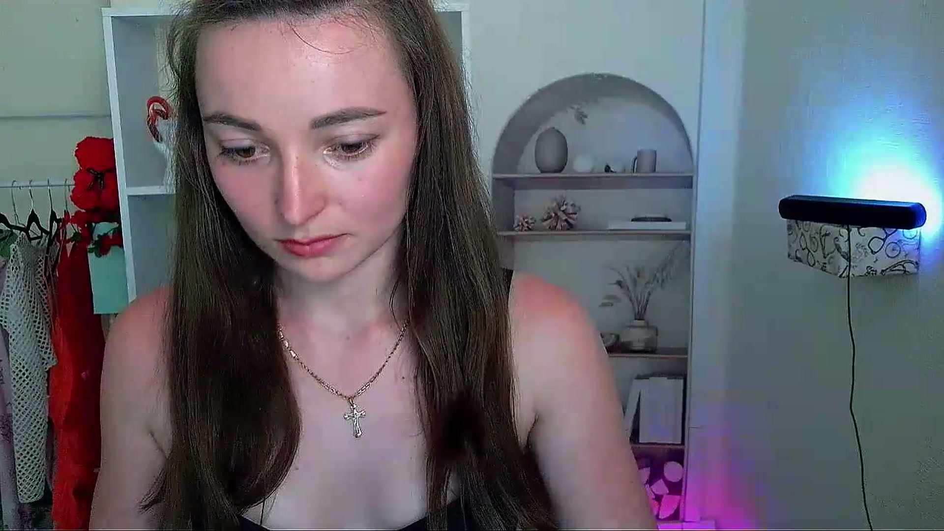 Gallery image thumbnail from Bliss_Val's myfreecams stream on, 06/07/2026, 15:45 image 14 of 20