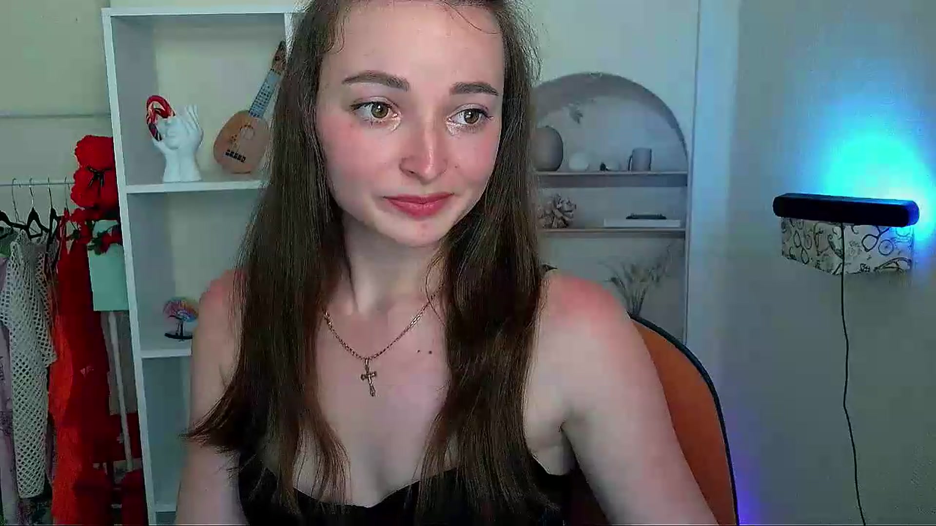 Gallery image thumbnail from Bliss_Val's myfreecams stream on, 06/07/2026, 15:45 image 16 of 20