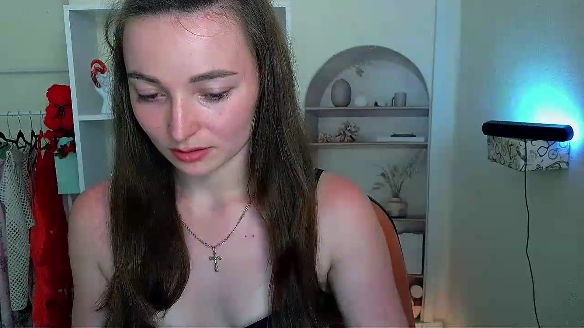 Gallery image thumbnail from Bliss_Val's myfreecams stream on, 06/07/2026, 15:45 image 15 of 20