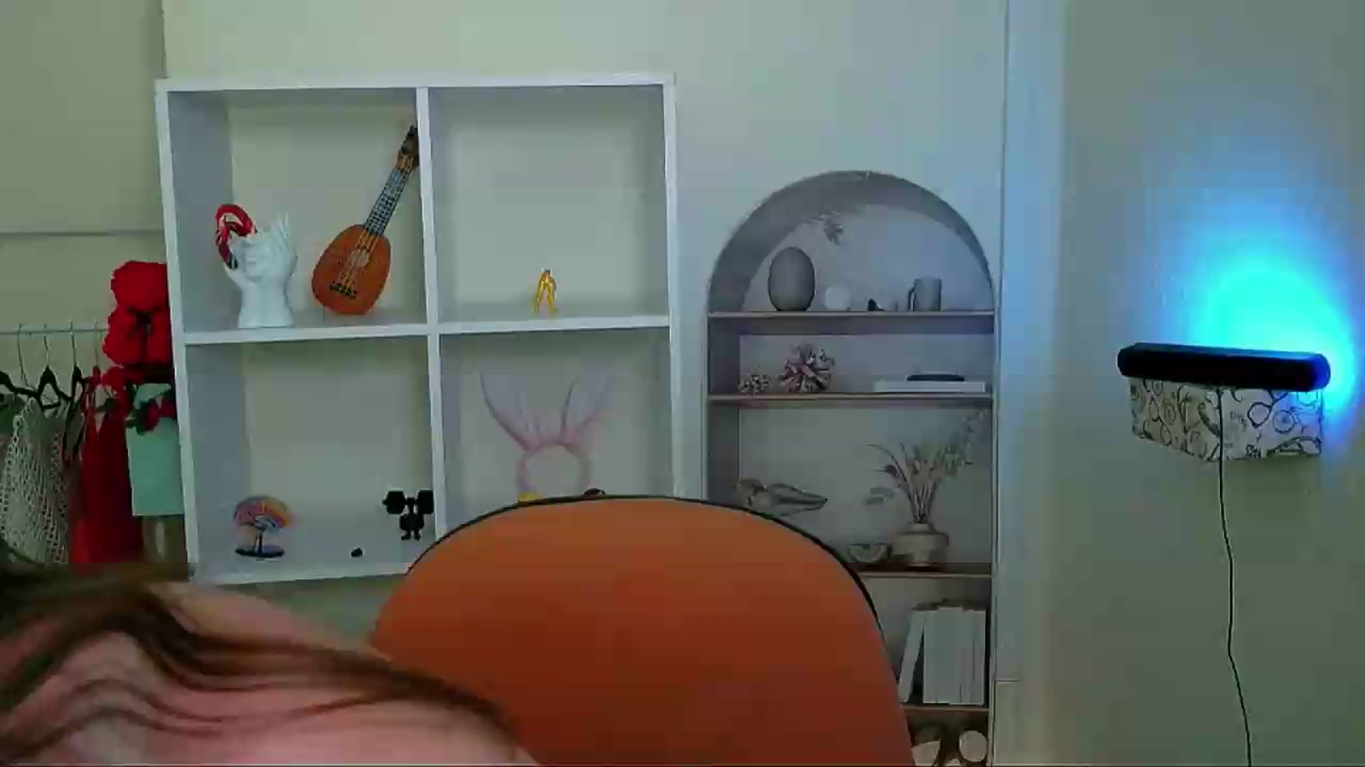 Gallery image thumbnail from Bliss_Val's myfreecams stream on, 06/07/2026, 20:04 image 17 of 20
