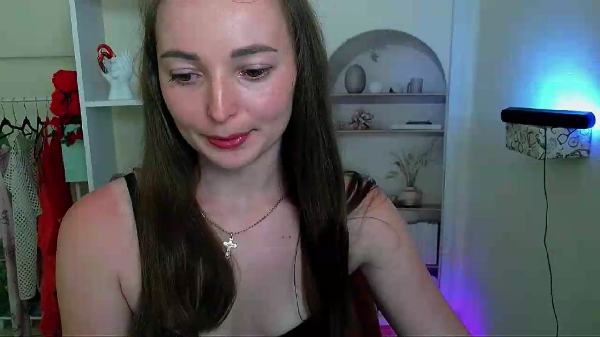 Gallery image thumbnail from Bliss_Val's myfreecams stream on, 06/07/2026, 20:29 image 18 of 20