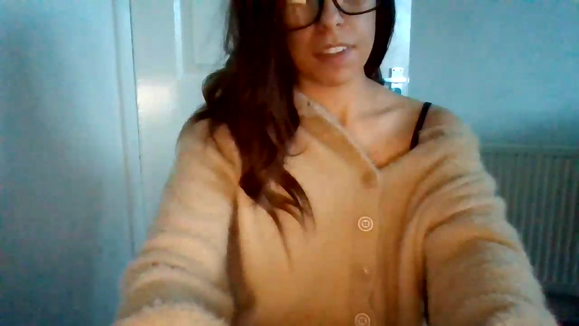 Gallery image thumbnail from Blo55om's myfreecams stream on, 09/21/2026, 18:05 image 15 of 20