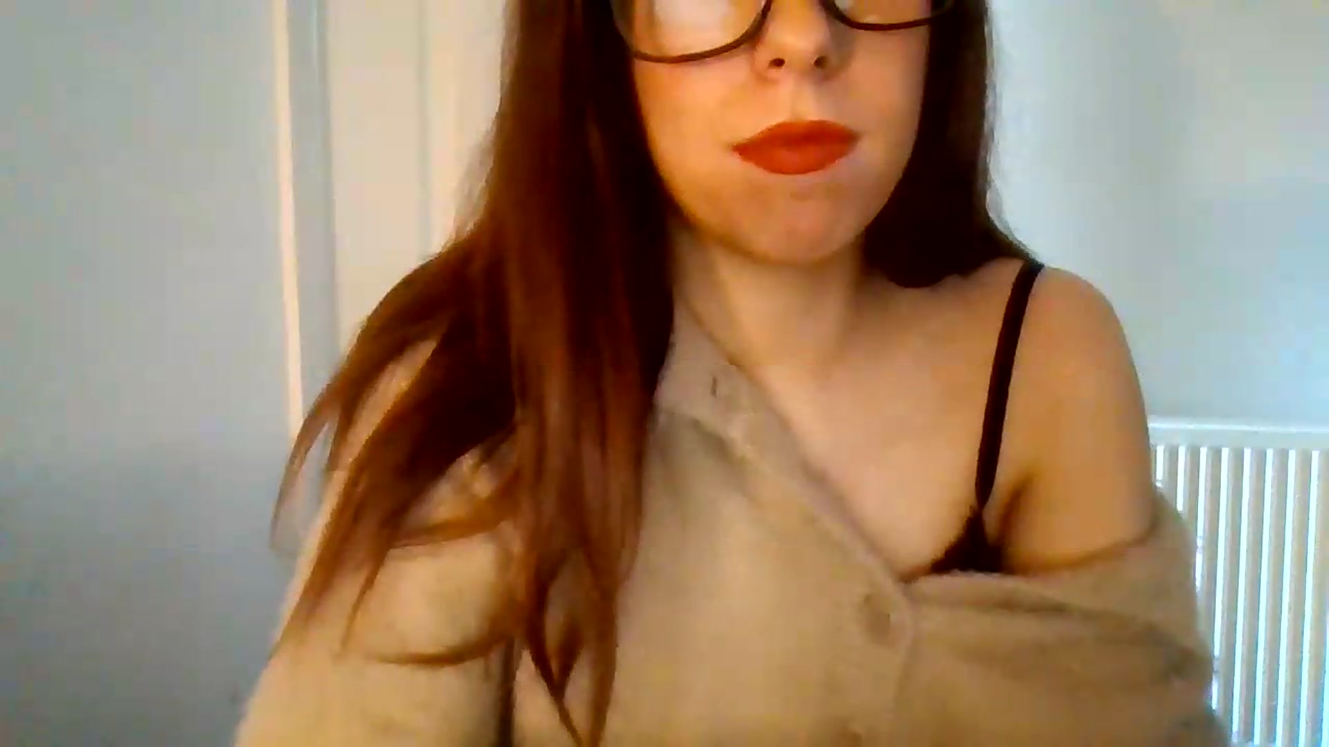 Gallery image thumbnail from Blo55om's myfreecams stream on, 09/22/2026, 15:40 image 11 of 20