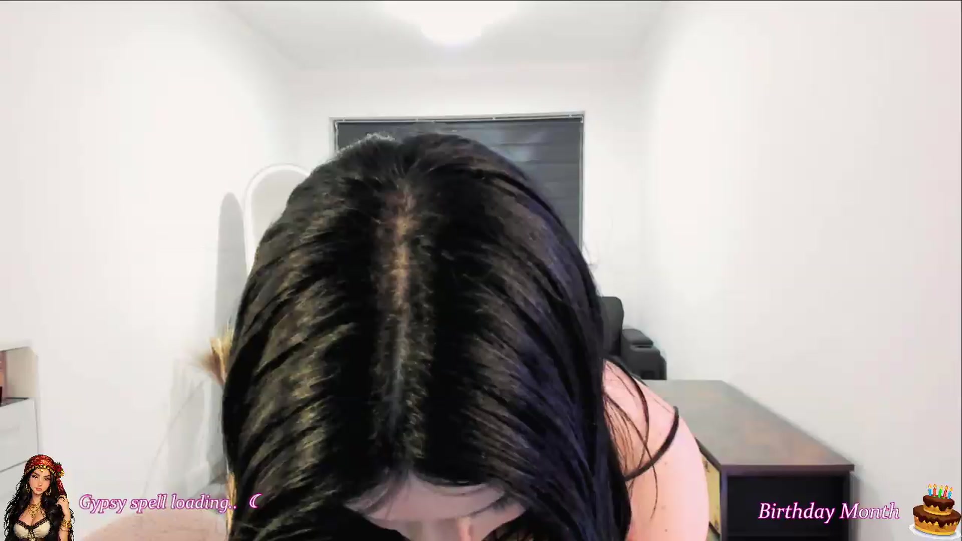 Gallery image thumbnail from Blodraven's myfreecams stream on, 05/17/2026, 04:08 image 18 of 20